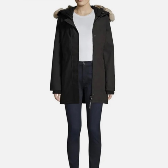 Canada Goose Jackets & Blazers - Women’s Black Victoria Parka Canada Goose XS